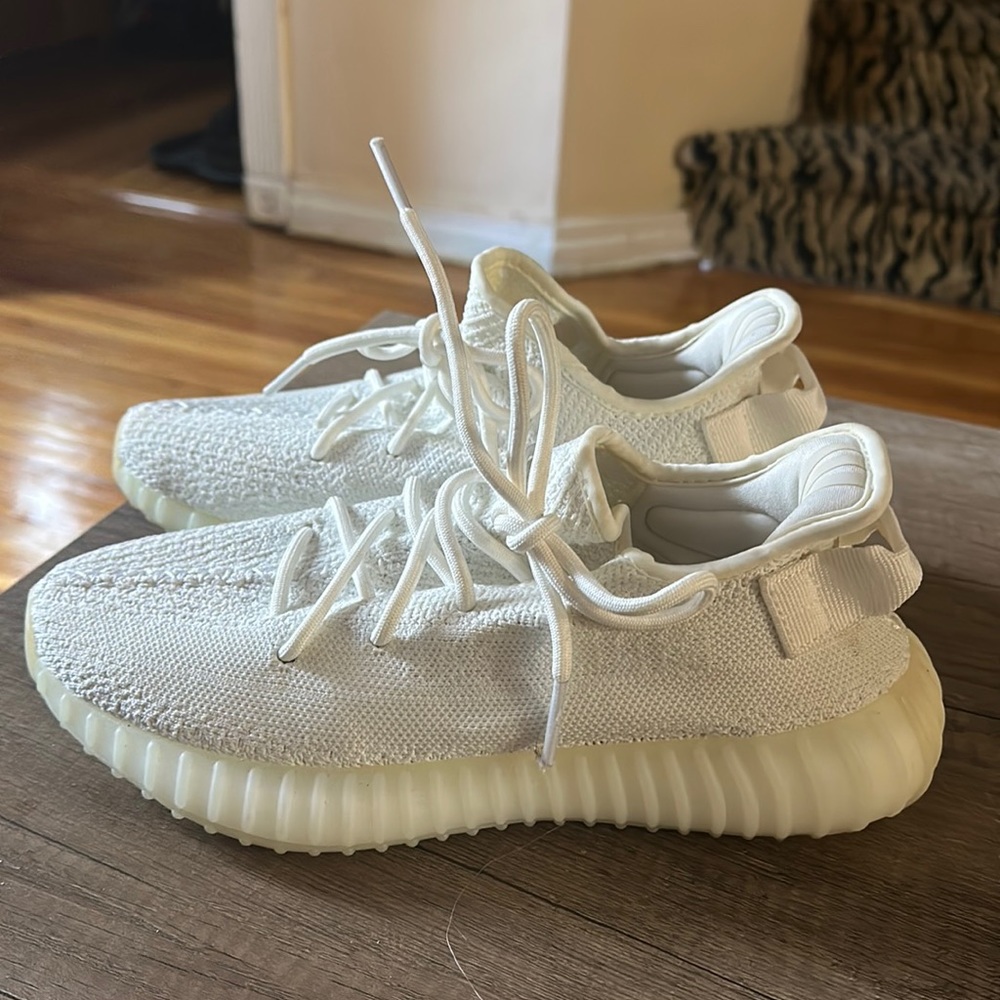 Yeezy adidas white on white size 7.5 men great condition used 2 times.
